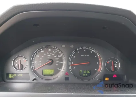 2004 Volvo Xc90 2.5T Awd z USA, uszkodzony, nr VIN YV1CZ59H541092970